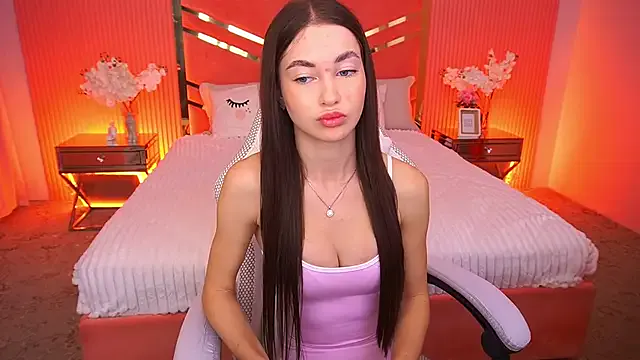 CherryyLulu from StripChat is Freechat