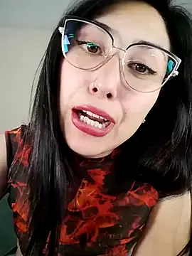 Chinitaaa28 from StripChat is Freechat