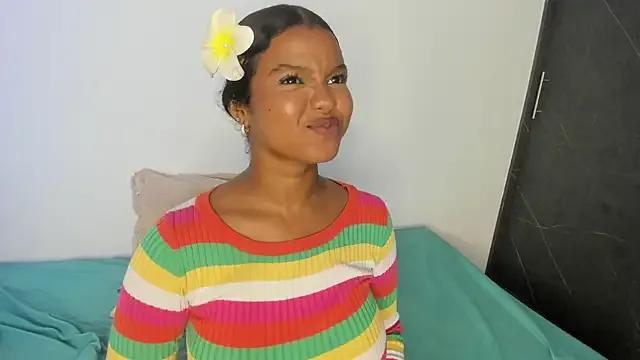 chloe_ebony_ from StripChat is Freechat