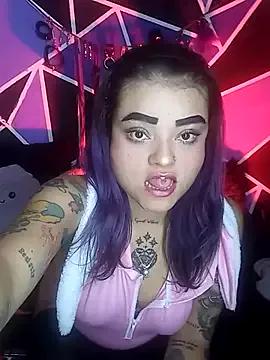 ChloeAllennn from StripChat is Freechat