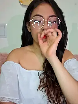 chloebrownn03 from StripChat is Freechat