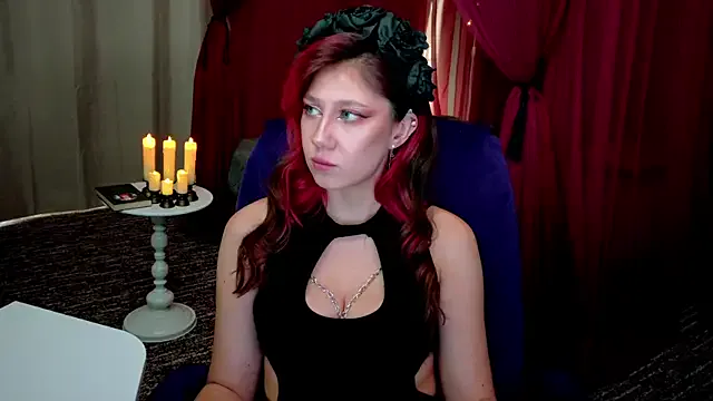 ChloesTem from StripChat is Freechat