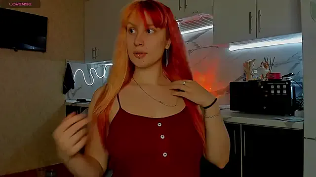 chocolate_meow from StripChat is Freechat