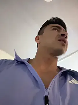 Chris_Clarck from StripChat is Freechat