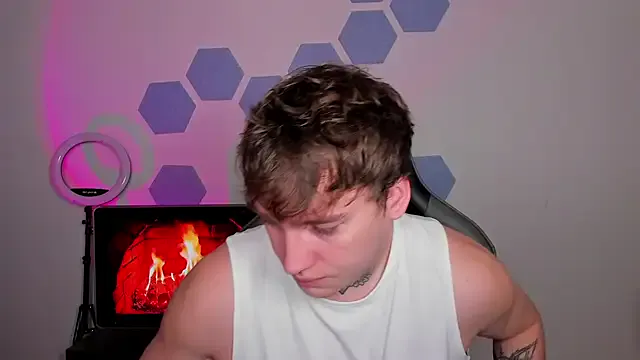 Girls: try live performances with matured performers, from dancing to quirks, in a variety of beautiful sex cams.