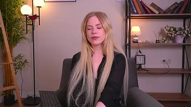 ChristaBuchann from StripChat is Freechat