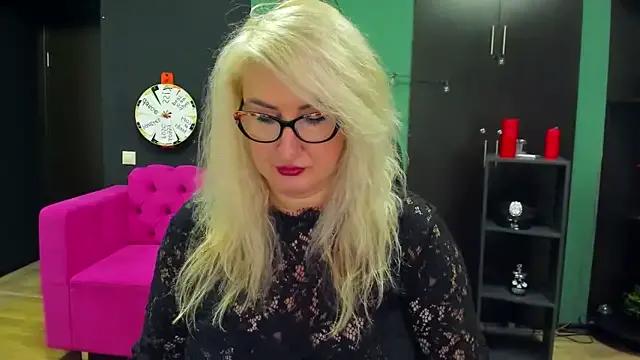 ChristyBrooks from StripChat is Freechat