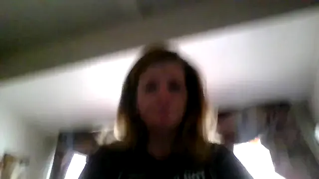 Chubby_Bunny2 from StripChat is Freechat