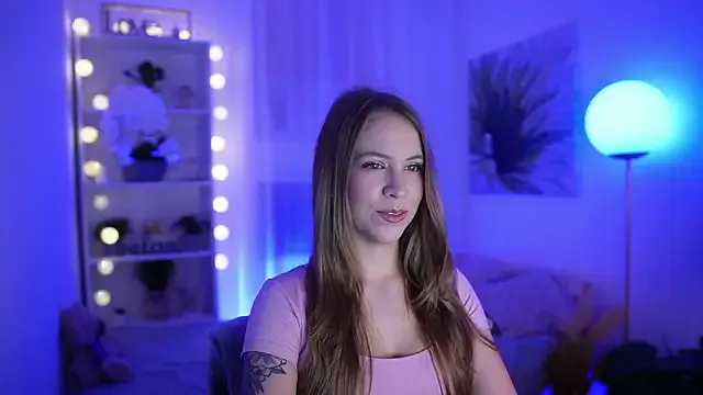 Cindy_Grey from StripChat is Freechat