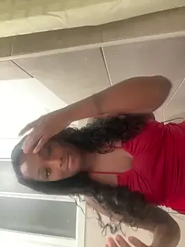 cinnabunzbunz86 from StripChat is Freechat