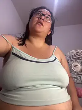 CinnamonCookiez from StripChat