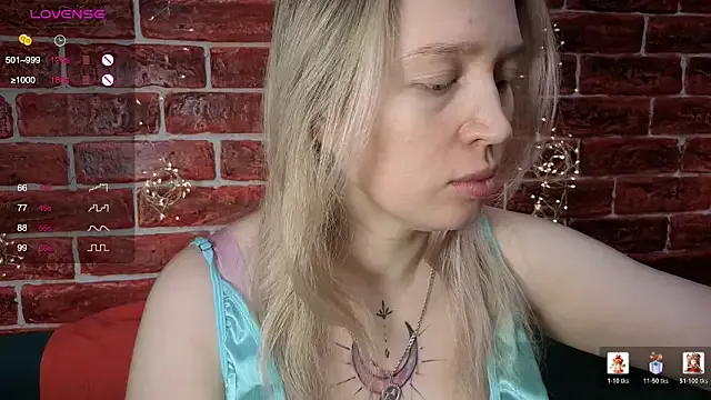 CitrusBlissss from StripChat