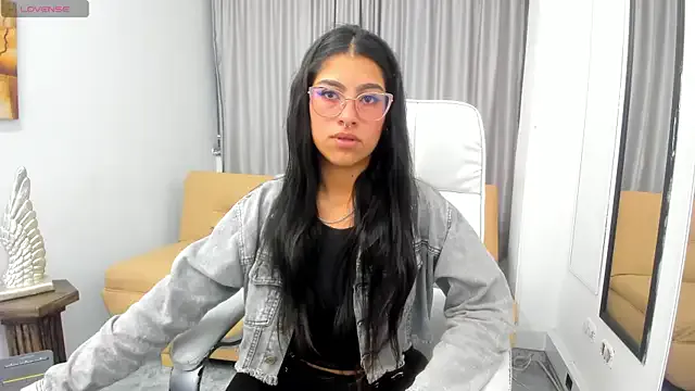 Claire_Aristizabal_ from StripChat is Freechat