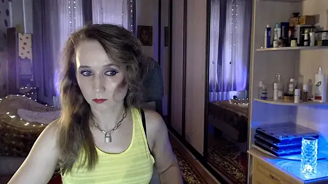 Girls: try live performances with matured performers, from dancing to quirks, in a variety of beautiful sex cams.