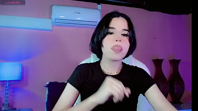 ClaudiaSophia from StripChat is Freechat