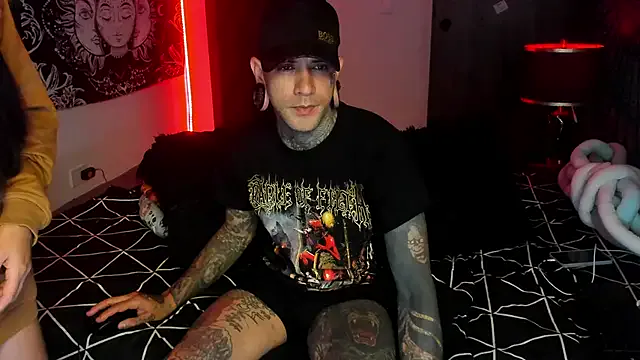 cleoo_jhonny from StripChat is Freechat