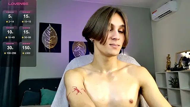 CleoStringer from StripChat is Freechat