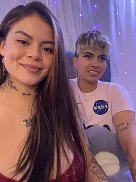 Clhoe___Ivana from StripChat is Freechat