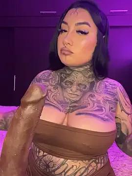 CloeeBeckam from StripChat is Freechat