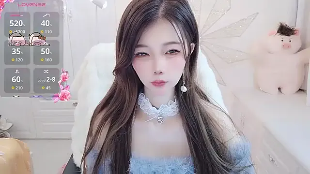 Coco-Di from StripChat is Freechat