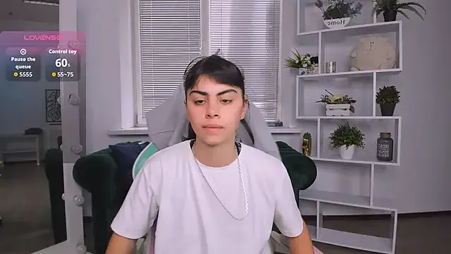 Girls: try live performances with matured performers, from dancing to quirks, in a variety of beautiful sex cams.