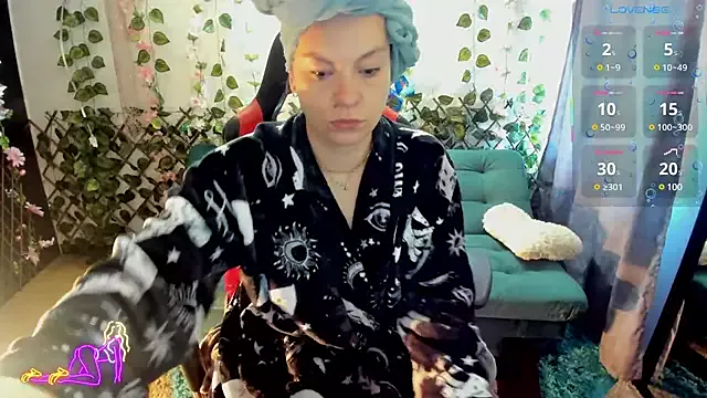 Girls: try live performances with matured performers, from dancing to quirks, in a variety of beautiful sex cams.