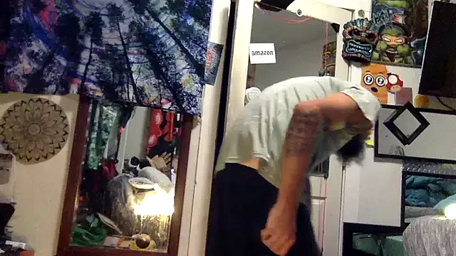 Girls: try live performances with matured performers, from dancing to quirks, in a variety of beautiful sex cams.