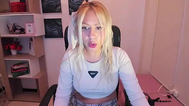 Girls: try live performances with matured performers, from dancing to quirks, in a variety of beautiful sex cams.