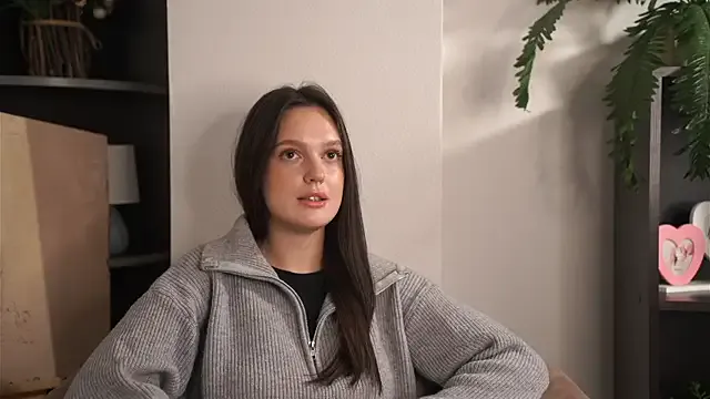 CoreneMollicone from StripChat is Freechat