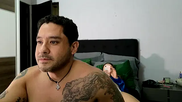 CoryandKat from StripChat is Freechat