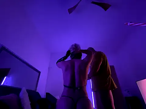 Girls: try live performances with matured performers, from dancing to quirks, in a variety of beautiful sex cams.