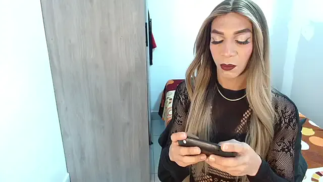 Girls: try live performances with matured performers, from dancing to quirks, in a variety of beautiful sex cams.