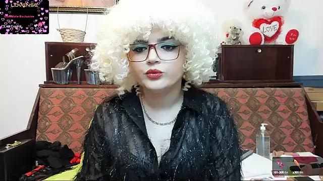 Girls: try live performances with matured performers, from dancing to quirks, in a variety of beautiful sex cams.