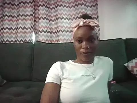 Creamy_candy17 from StripChat is Freechat