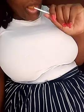 Creamy_Chocolatex from StripChat is Freechat