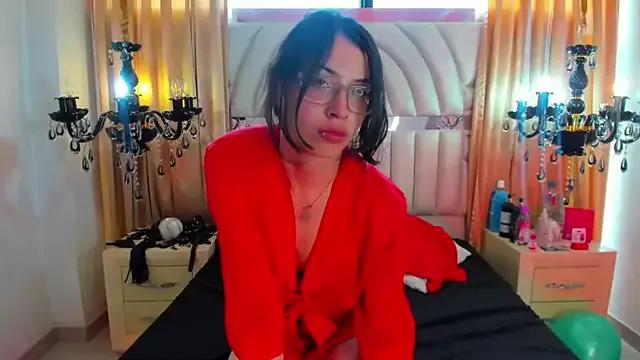 Crimsonsecrets from StripChat is Freechat