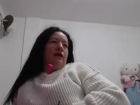 CRISTAL-999 from StripChat is Freechat