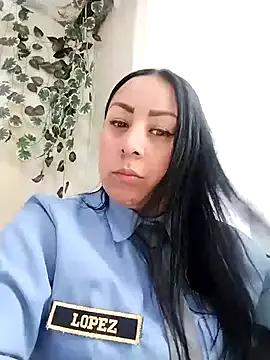 CRISTAL__11 from StripChat is Freechat