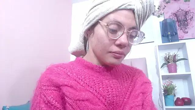 cristal_mateus from StripChat is Freechat