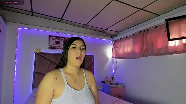 Cristal_Smith20 from StripChat is Freechat