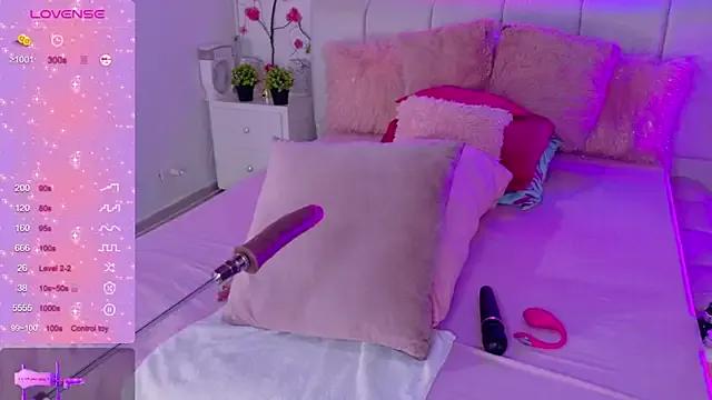 Girls: try live performances with matured performers, from dancing to quirks, in a variety of beautiful sex cams.