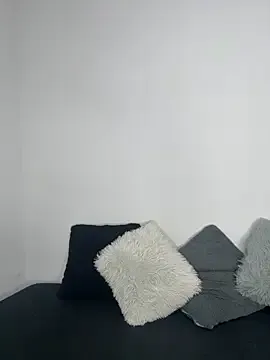 Crystal_555 from StripChat is Freechat