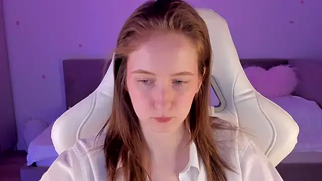 CrystalSoul_ from StripChat is Freechat