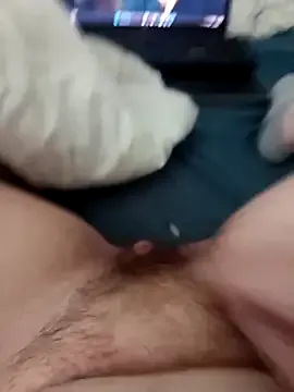 crystatal19 from StripChat is Freechat