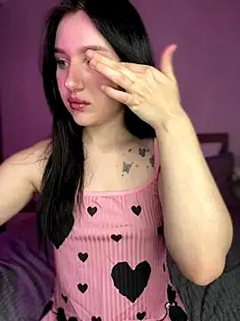 Cuddlies_Lili from StripChat is Freechat
