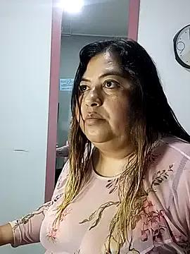 curvy_diva_ from StripChat is Freechat