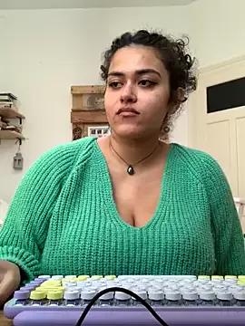 Curvydesifromgermany from StripChat is Freechat