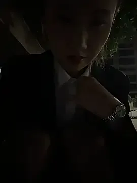 cute-maomao from StripChat is Freechat