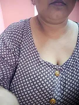 Cute_Bellaa from StripChat is Freechat