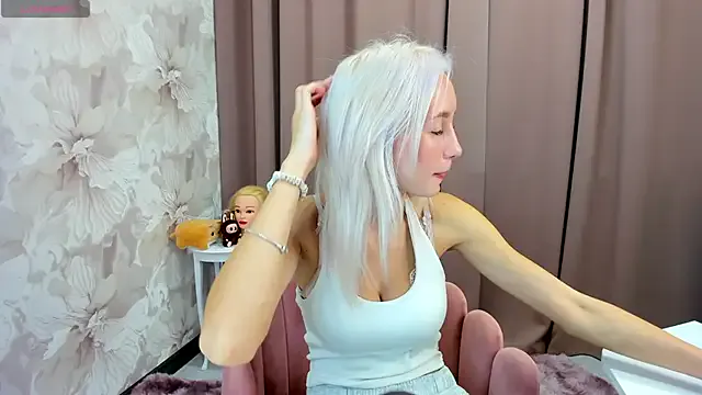 Girls: try live performances with matured performers, from dancing to quirks, in a variety of beautiful sex cams.